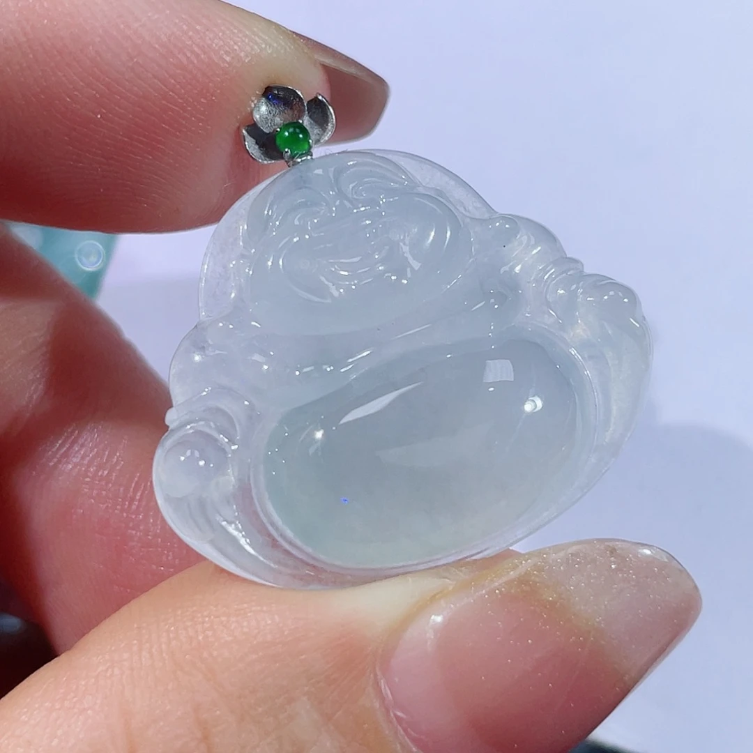 翡翠18K金镶嵌颈饰佛公