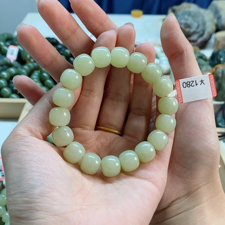 透闪石质玉手串未镶嵌H*