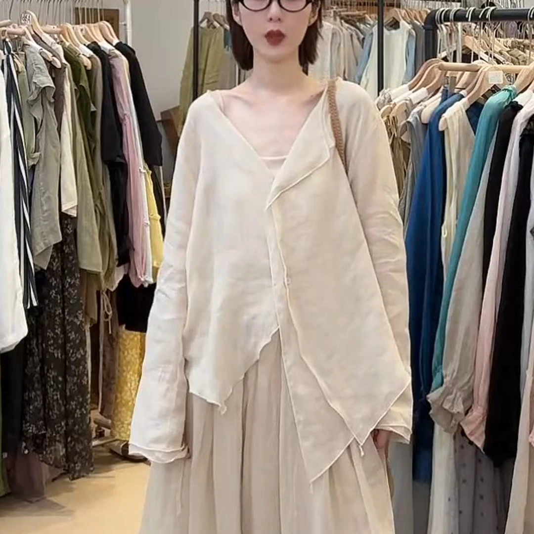 2025夏新款V领喇叭袖显瘦衬衫上衣女时尚休闲薄款宽松设计感小衫