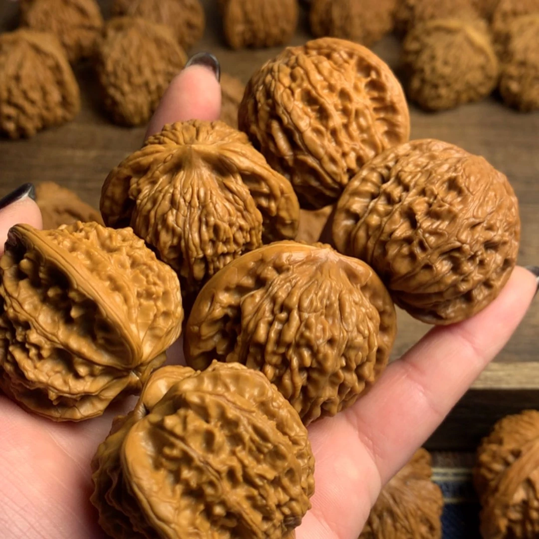 【闪购商品】文玩核桃吊坠根*野生悍高楼魔核