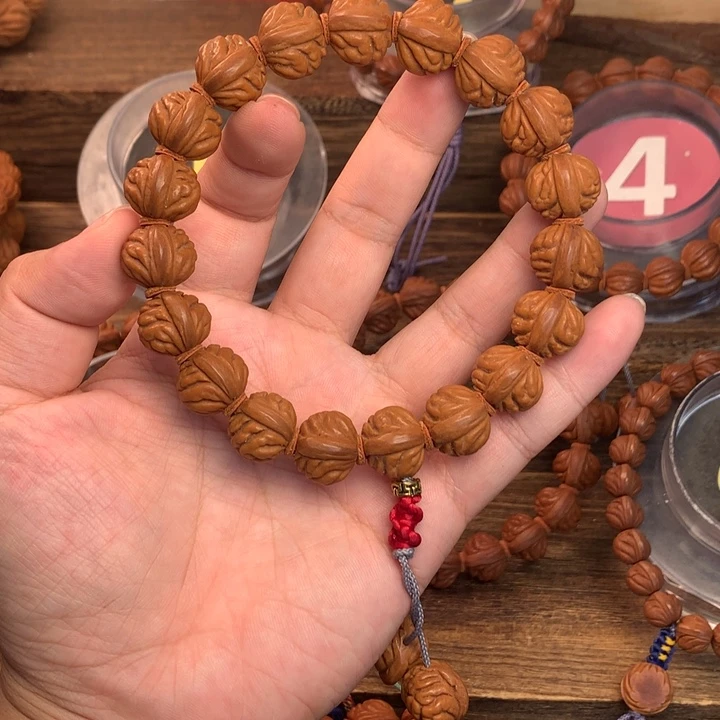 吊坠桃核15野生红莲手持