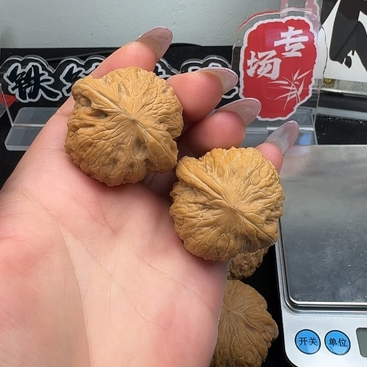 把件文玩核桃铁锤妹妹39尺