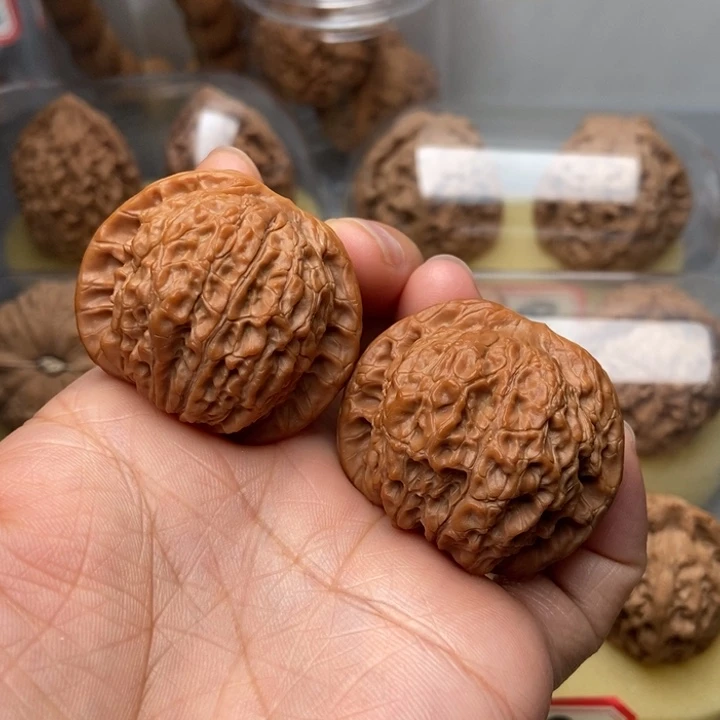 文玩核桃把件平**乐血麒麟