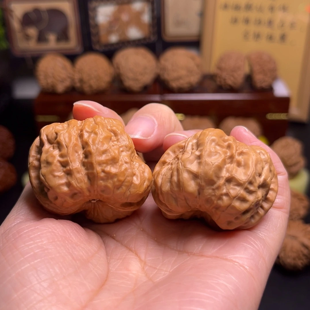 把件文玩核桃闪电购9