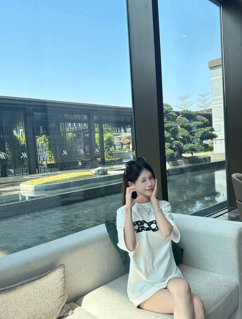 【威少专属】55002新款男女340G高克重【镂空彩钻款短袖】