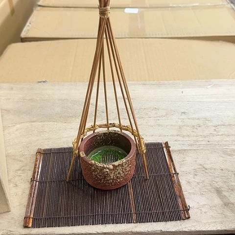 精品瓷器。