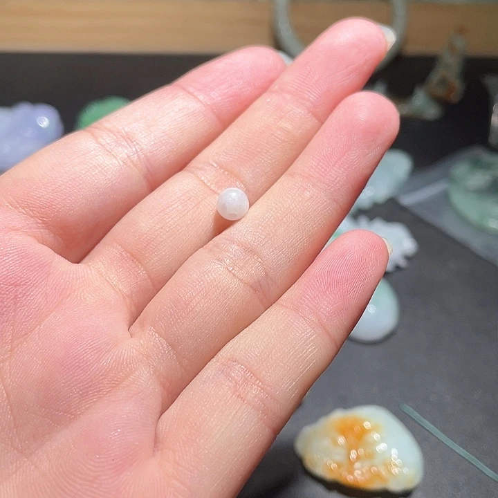 颈饰未镶嵌翡翠悦天