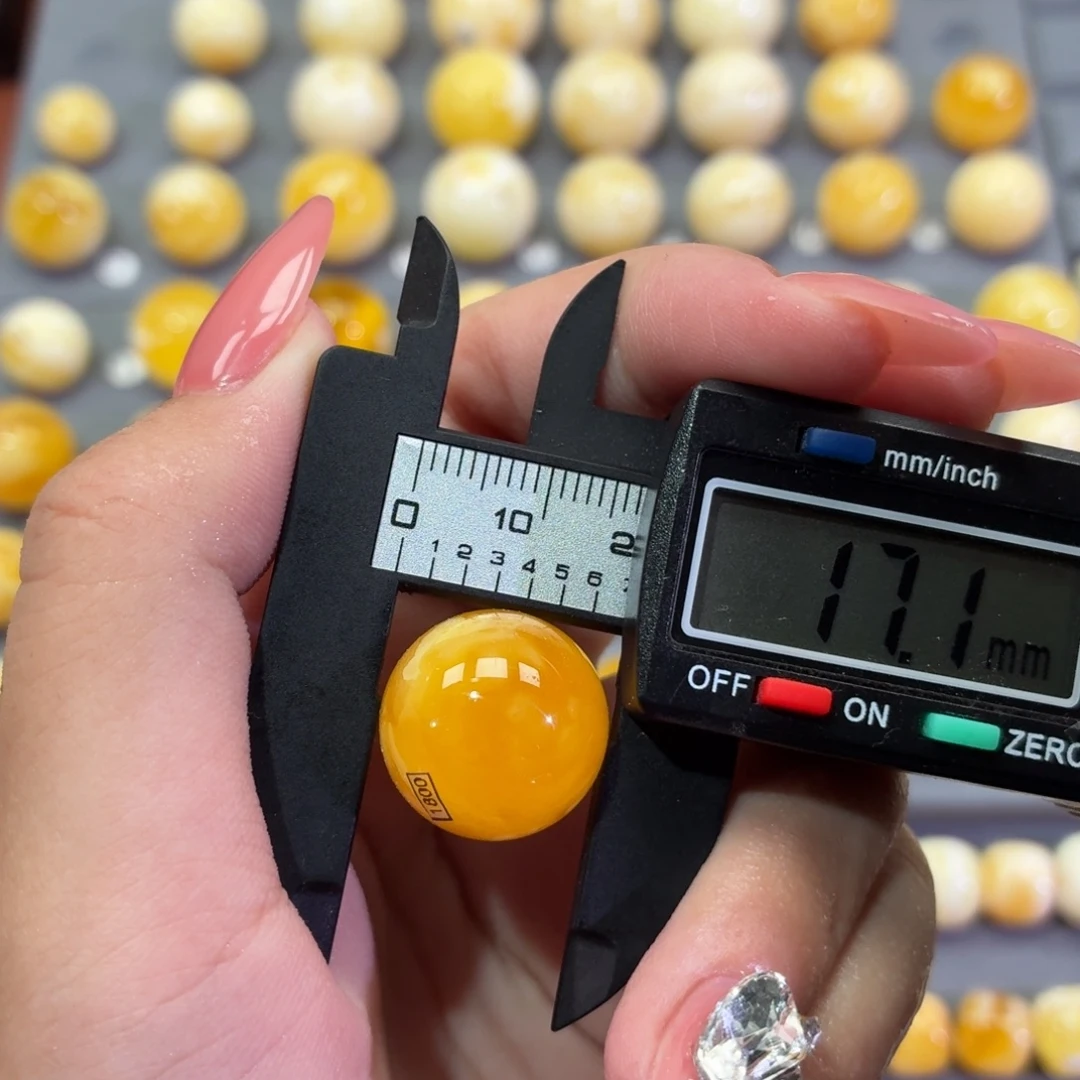 琥珀未镶嵌裸石圆珠