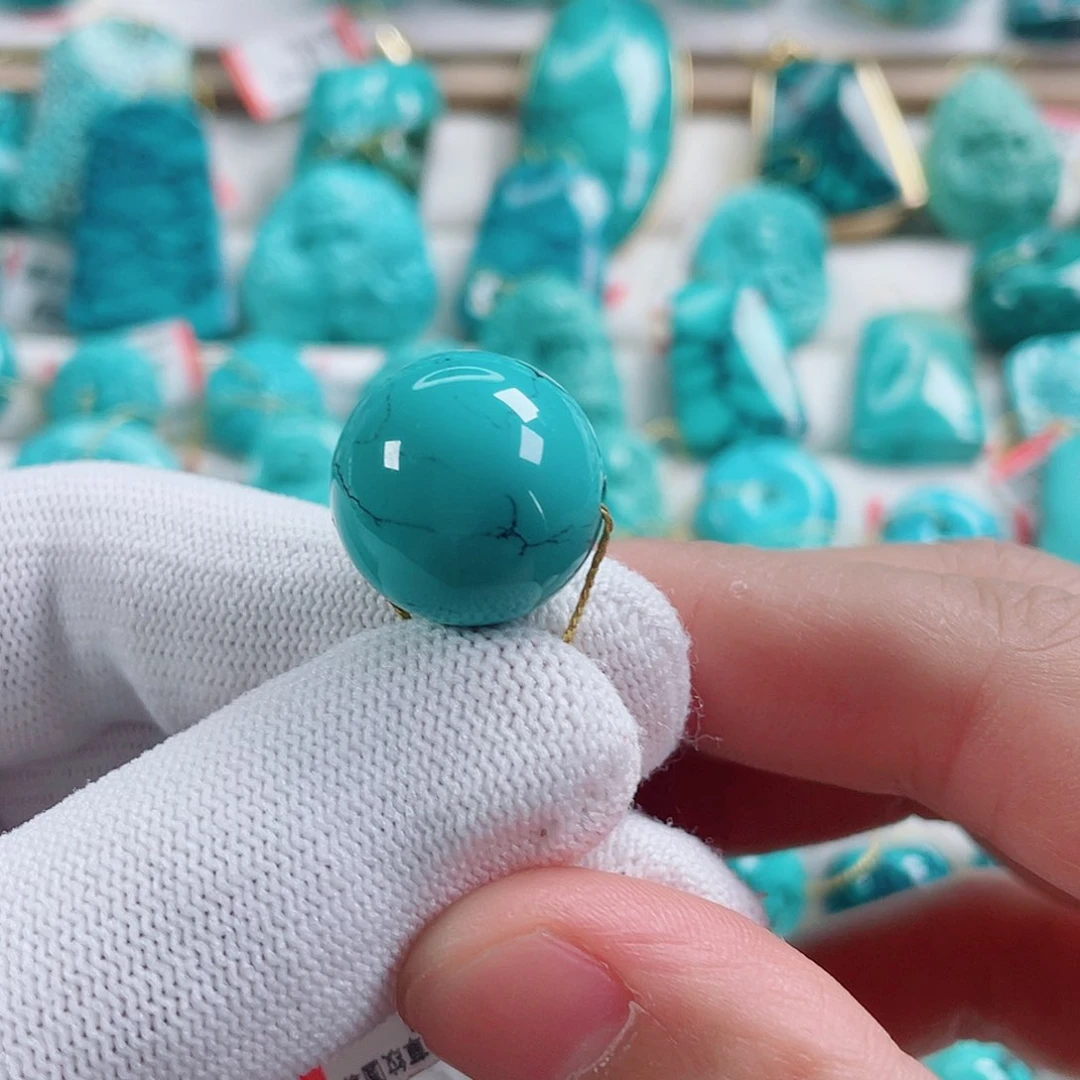 绿松石未镶嵌颈饰直径18