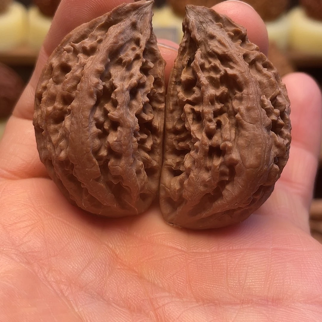 猴头核桃吊坠精品半壁文玩核桃3号