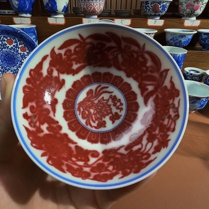 釉里红杯子微微瑕