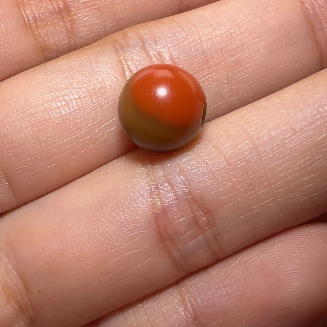 南红玛瑙珠宝奇石未镶嵌包浆圆珠10.4