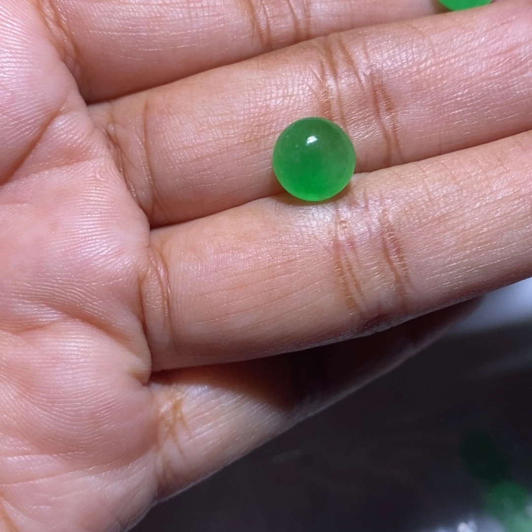 颈饰未镶嵌翡翠你****）