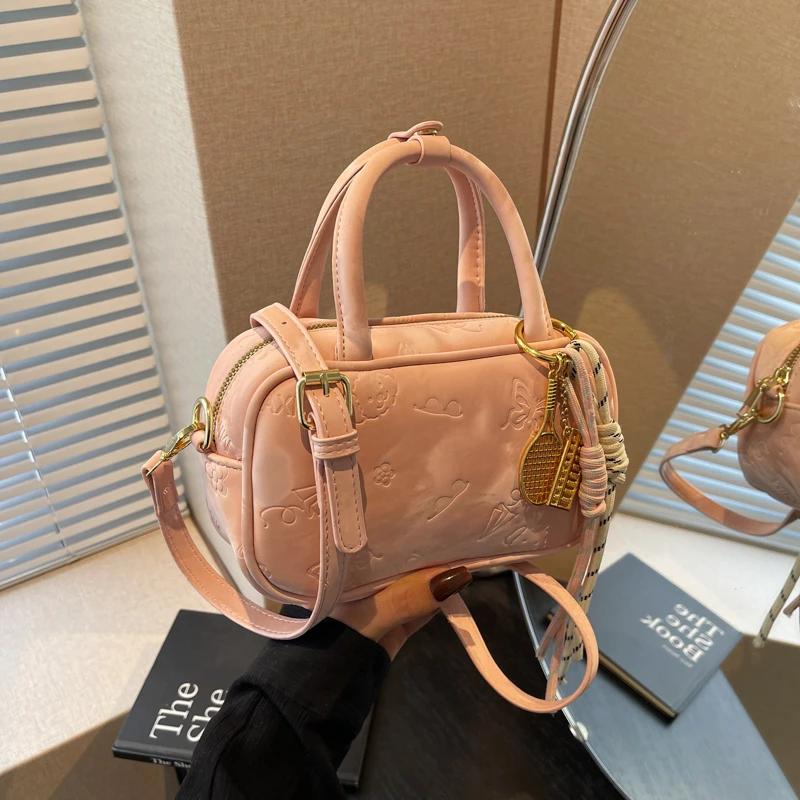 手提保龄球包包女2025春夏手机包小众轻奢通勤单肩包波士顿斜跨包