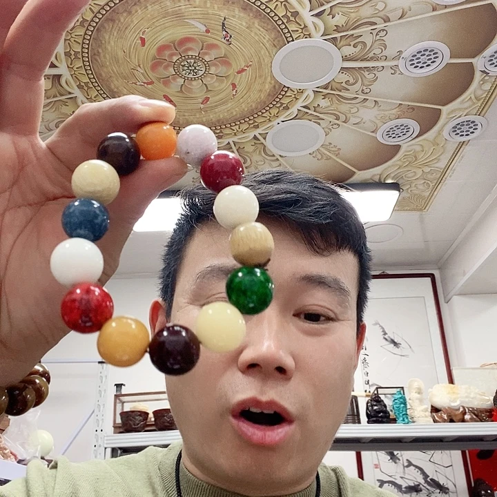 琉璃/树脂/塑料类16多宝