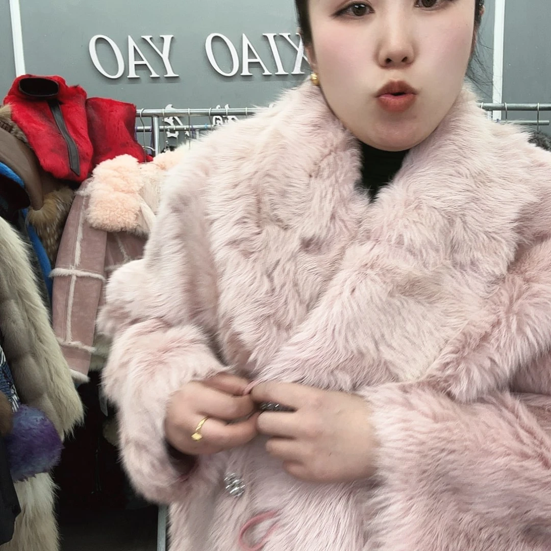 姚小妖家高端皮草