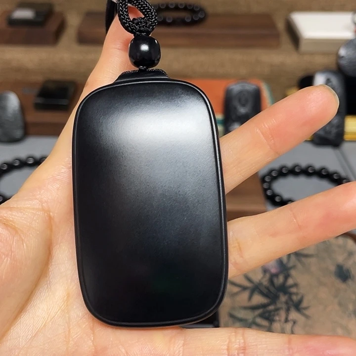 杨***长和田玉（墨玉）未镶嵌吊坠(不含链)料王97克