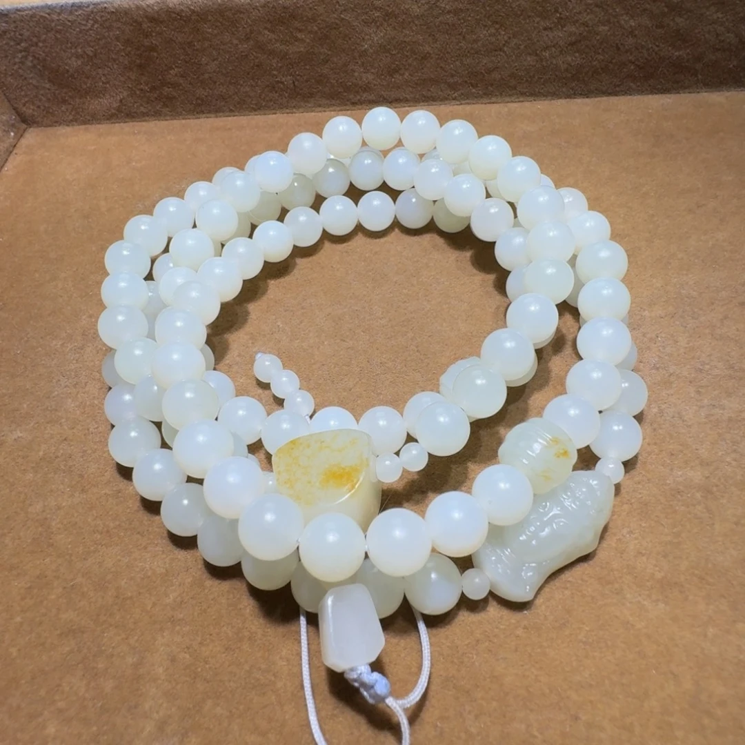 和田玉未镶嵌项链