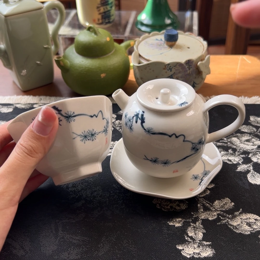 茶具等产品的生产和销售为