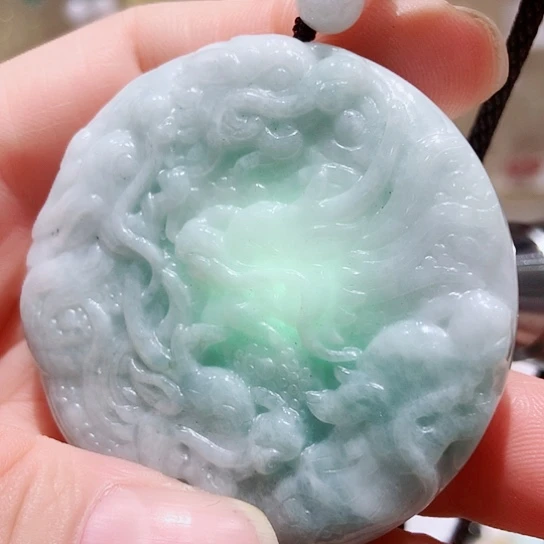 颈饰未镶嵌翡翠天然缅甸翡翠A货吊坠