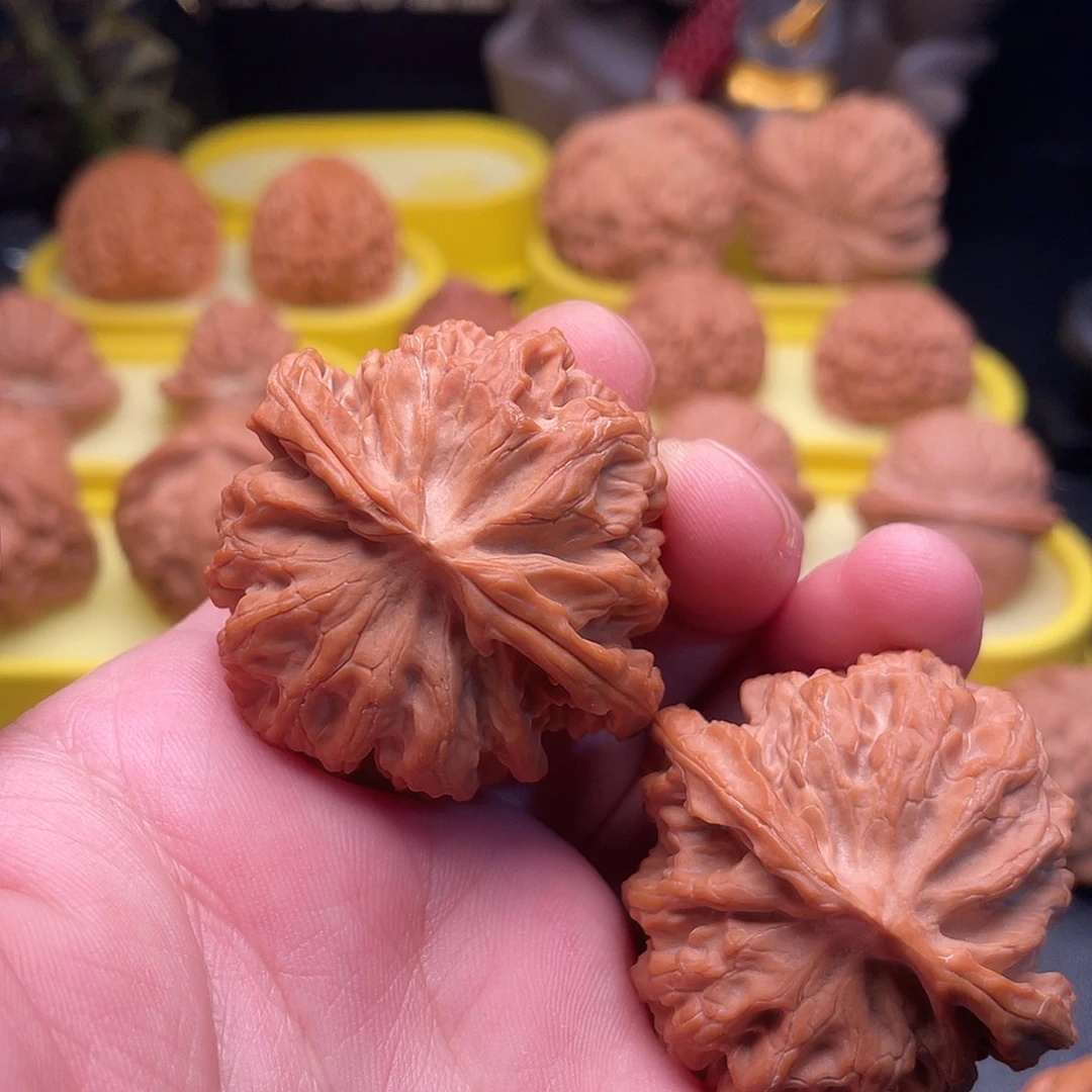 文玩核桃吊坠苹果园45