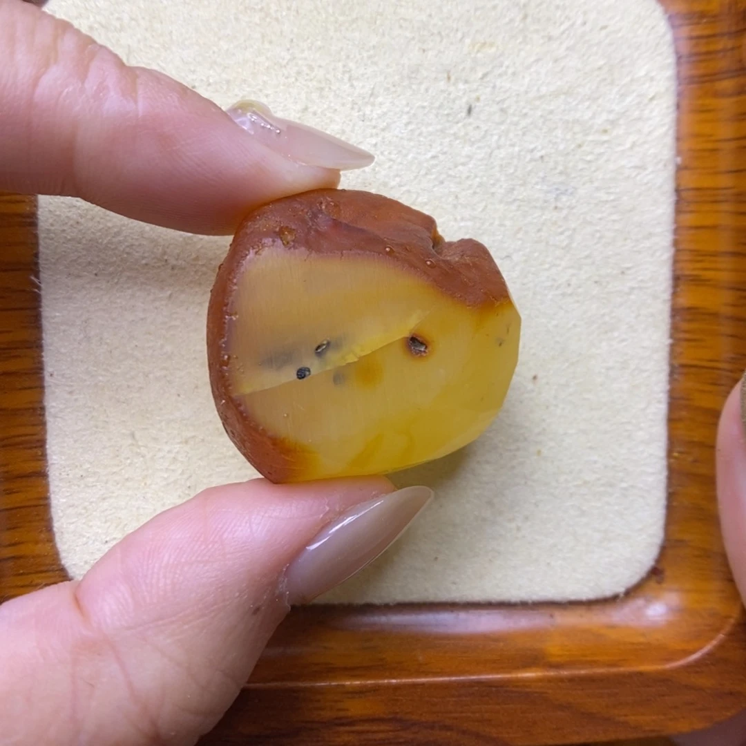 蜜蜡未镶嵌珠宝奇石?****?敏