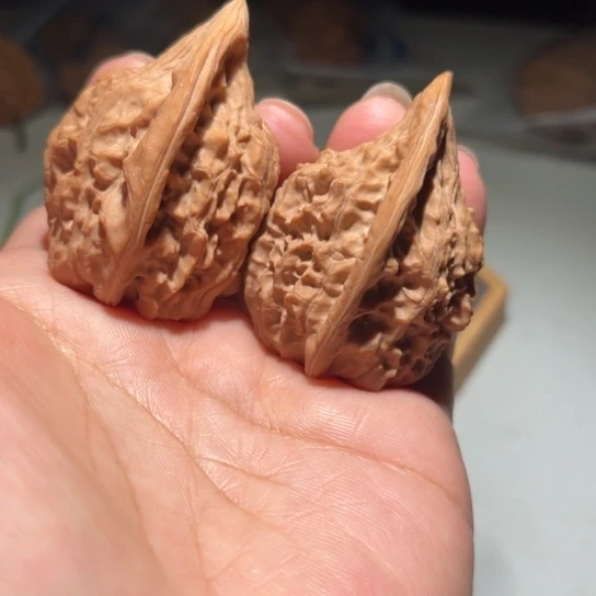 吊坠文玩核桃红樱枪