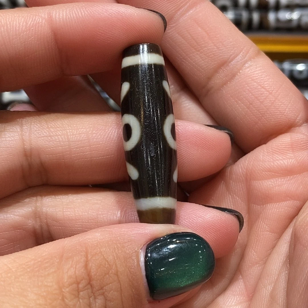 胡***行玛瑙/玉髓未镶嵌珠宝半成品