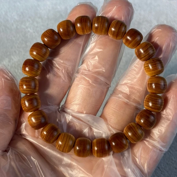 太行崖柏陈化料，1.0老型珠，近毕业品质，味道非常香，归圆好，油性足