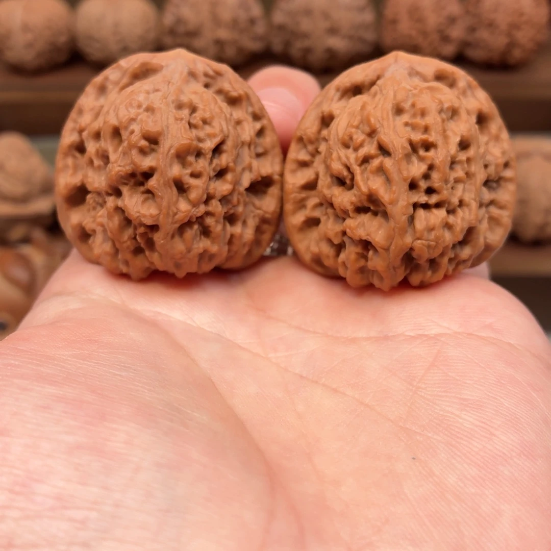 核桃38mm蹭尖南将石