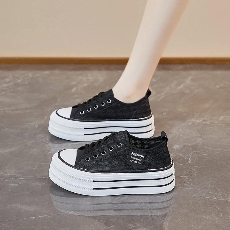 网纱透气女鞋新款夏季休闲板鞋女时尚小白鞋帆布鞋青年ins风