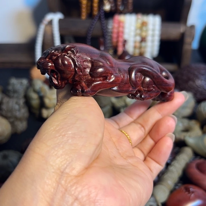 把件小叶紫檀虎符