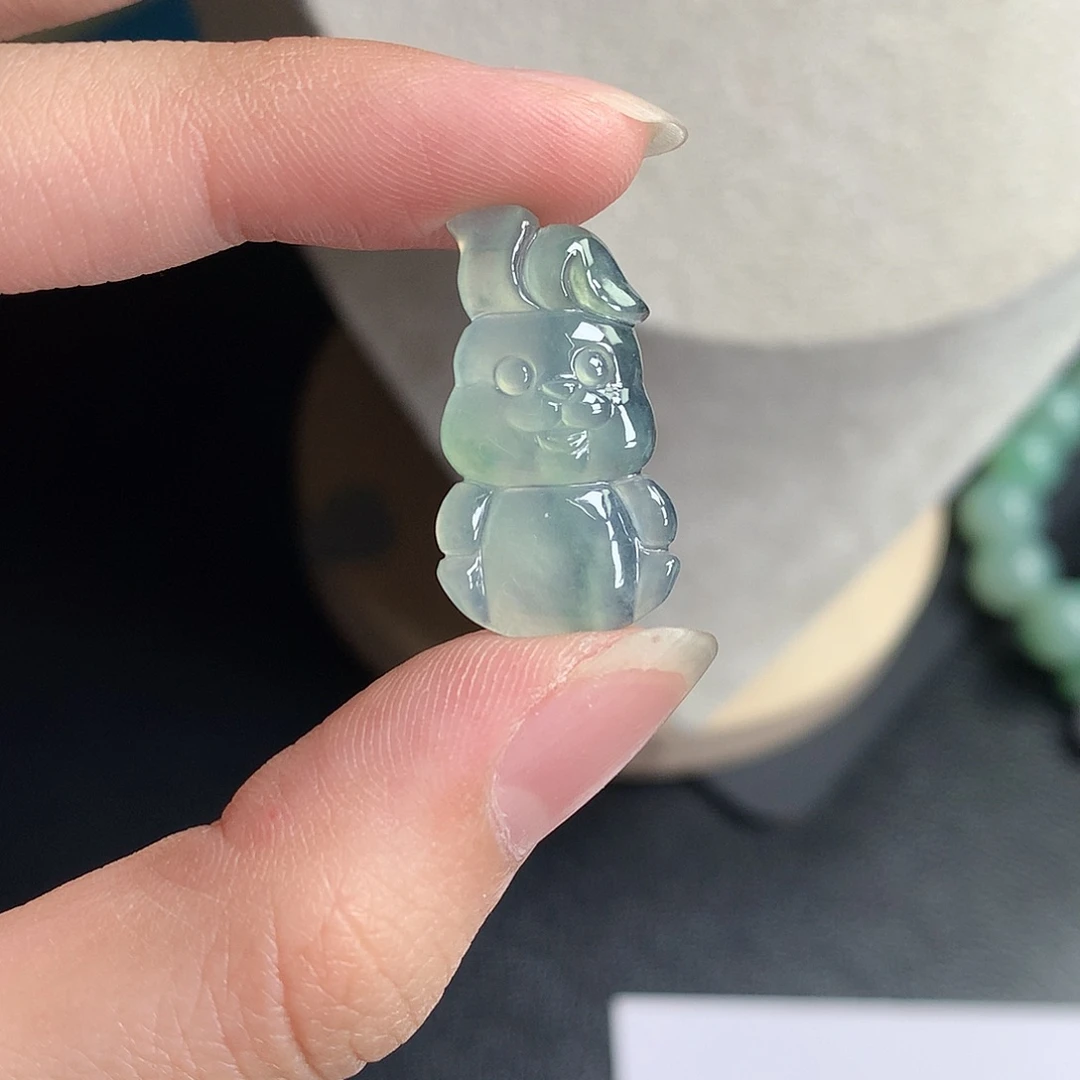 翡翠裸石缅甸天然A货翡翠冰种小兔子