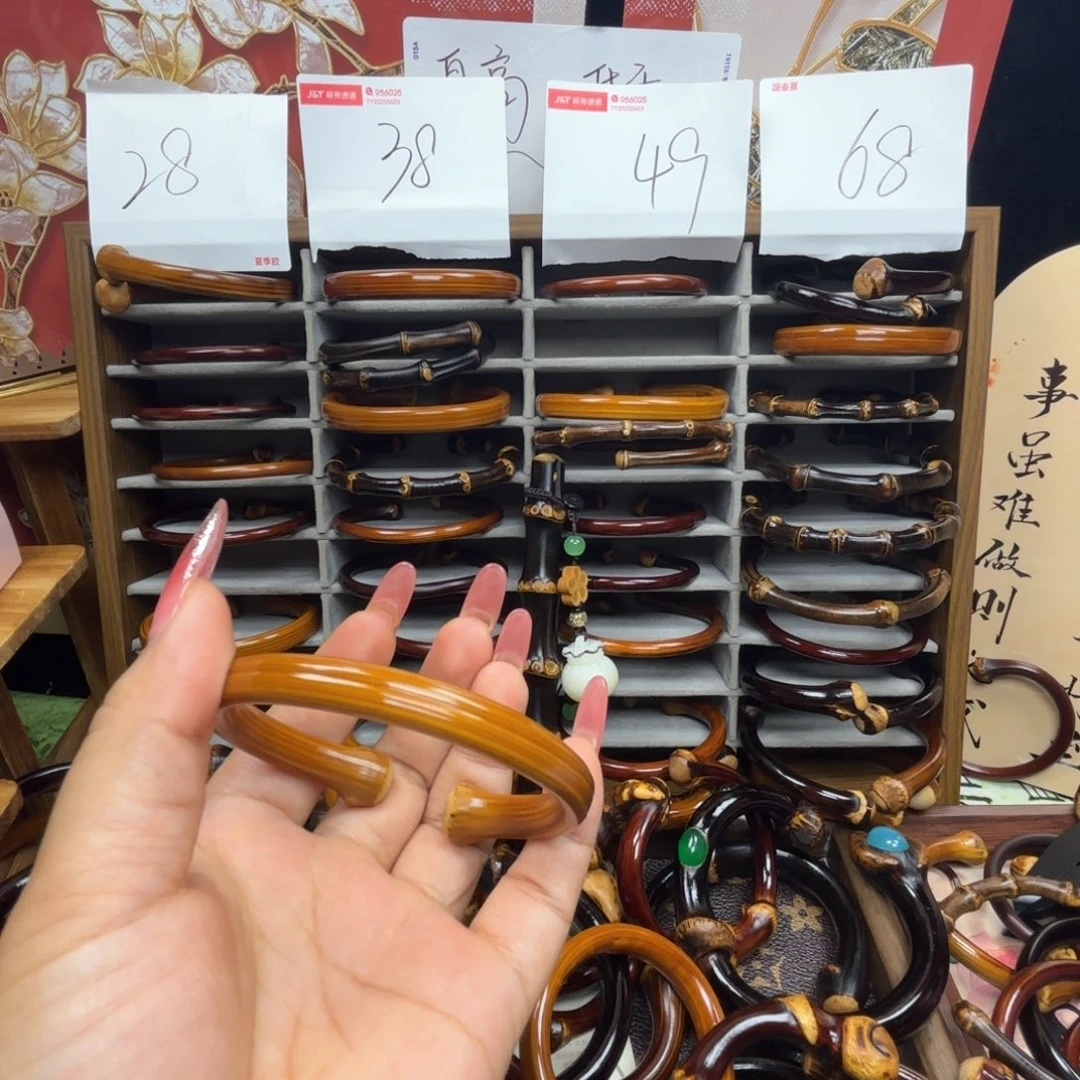 琉***璨木质非金属藤镯子