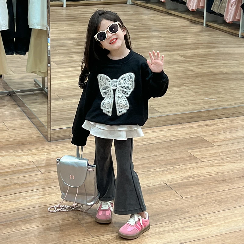 秋季洋气蕾丝蝴蝶结卫衣叠穿蛋糕短裙洋气复古喇叭裤套装宽松