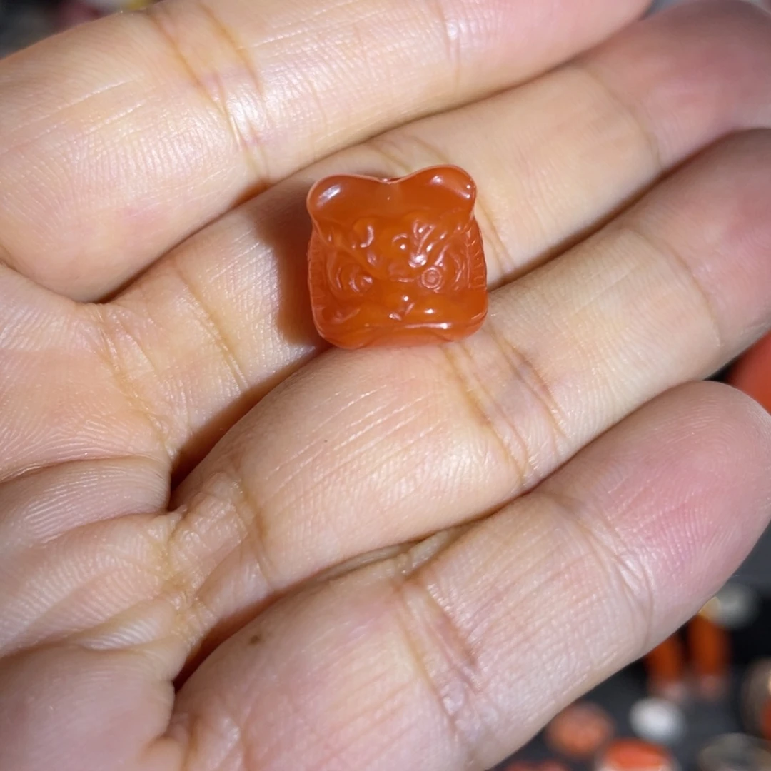 南红玛瑙未镶嵌珠宝奇石背云配饰
