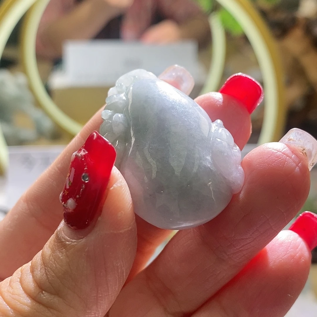 【闪购商品】翡翠颈饰未镶嵌瓜