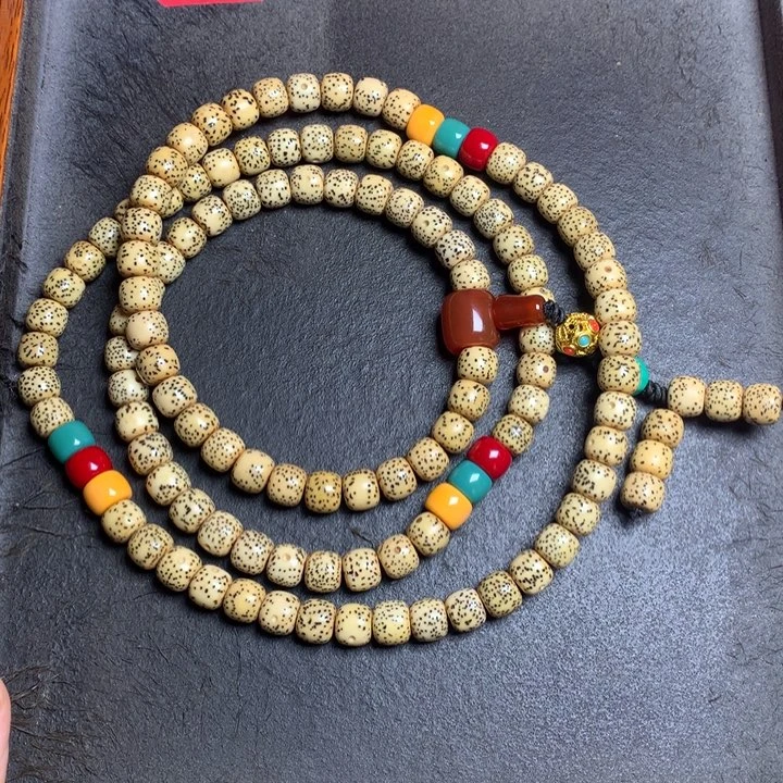 星月菩提吊坠菩提