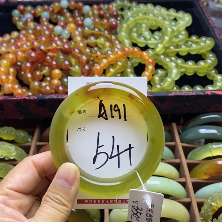 未镶嵌蛇纹石玉手镯