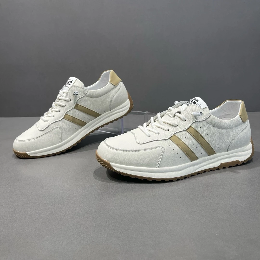 2025年春季新款一脚蹬真皮阿甘鞋时尚百搭鞋运动休闲鞋软底潮鞋