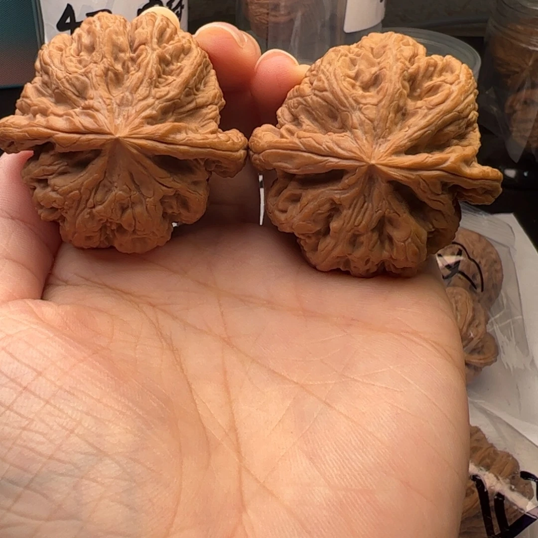 文玩核桃吊坠粗筋46
