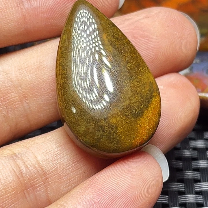 小***空未镶嵌颈饰玛瑙/玉髓