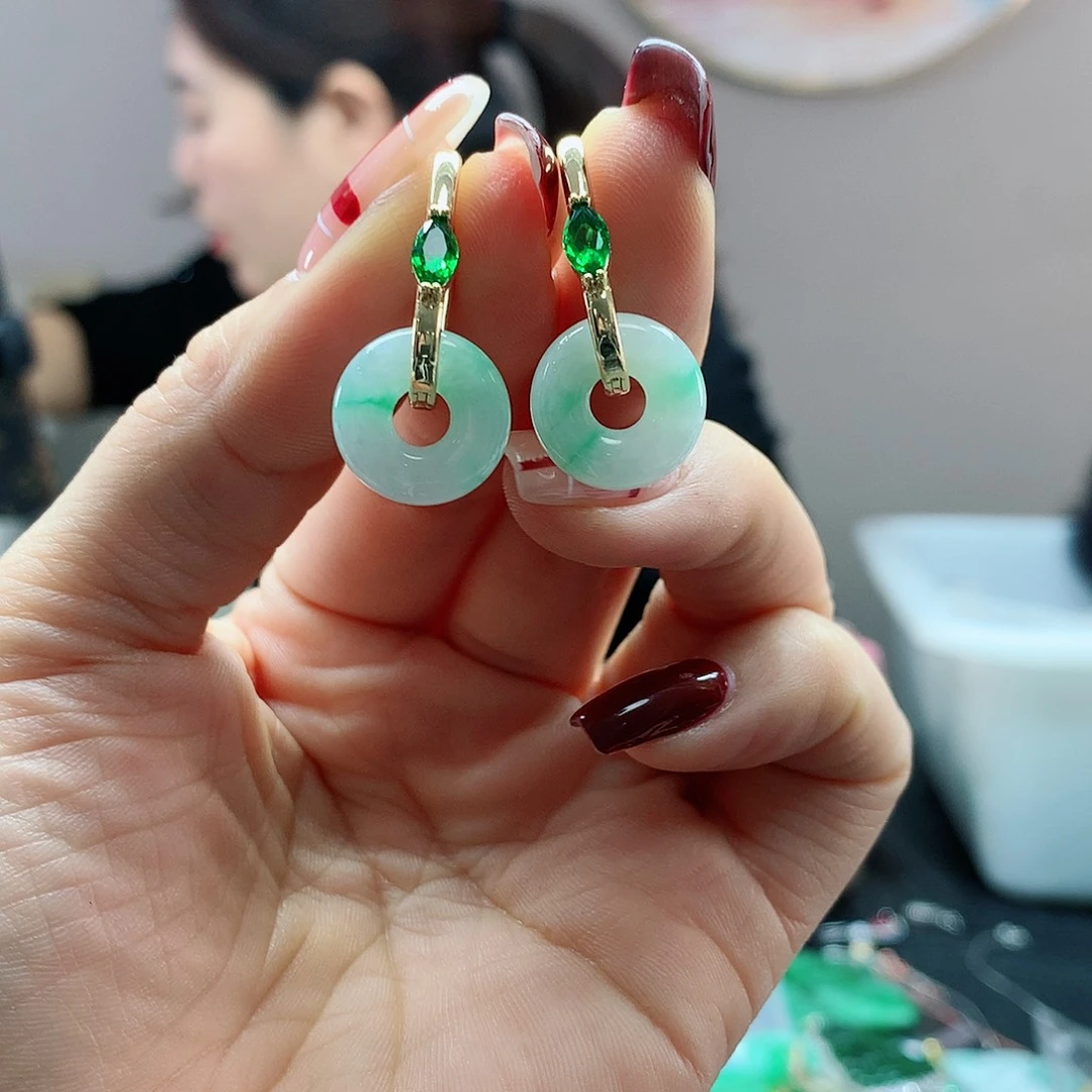 【闪购商品】翡翠耳饰未镶嵌，