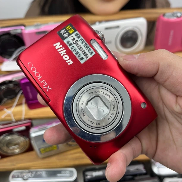 9新 Nikon/尼康 尼康s2600福利价氛围感送相机包