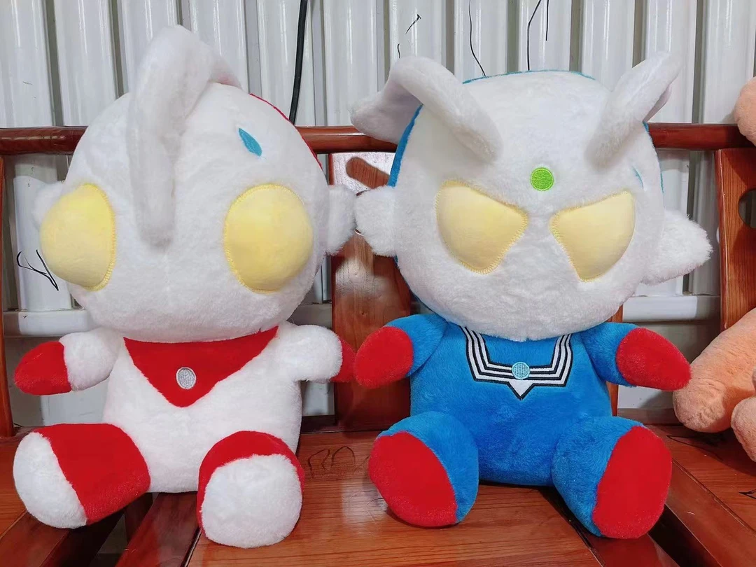 网红款奥特曼毛绒玩具