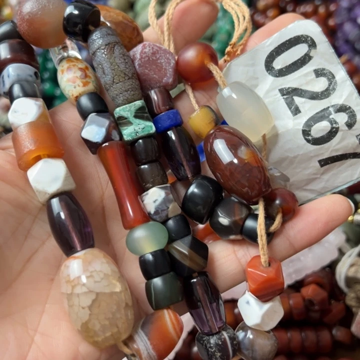 未镶嵌颈饰玛瑙/玉髓