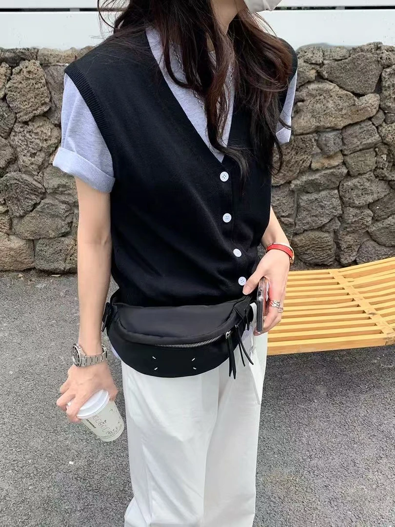 羊毛极简百搭叠穿显瘦v领针织马甲9845