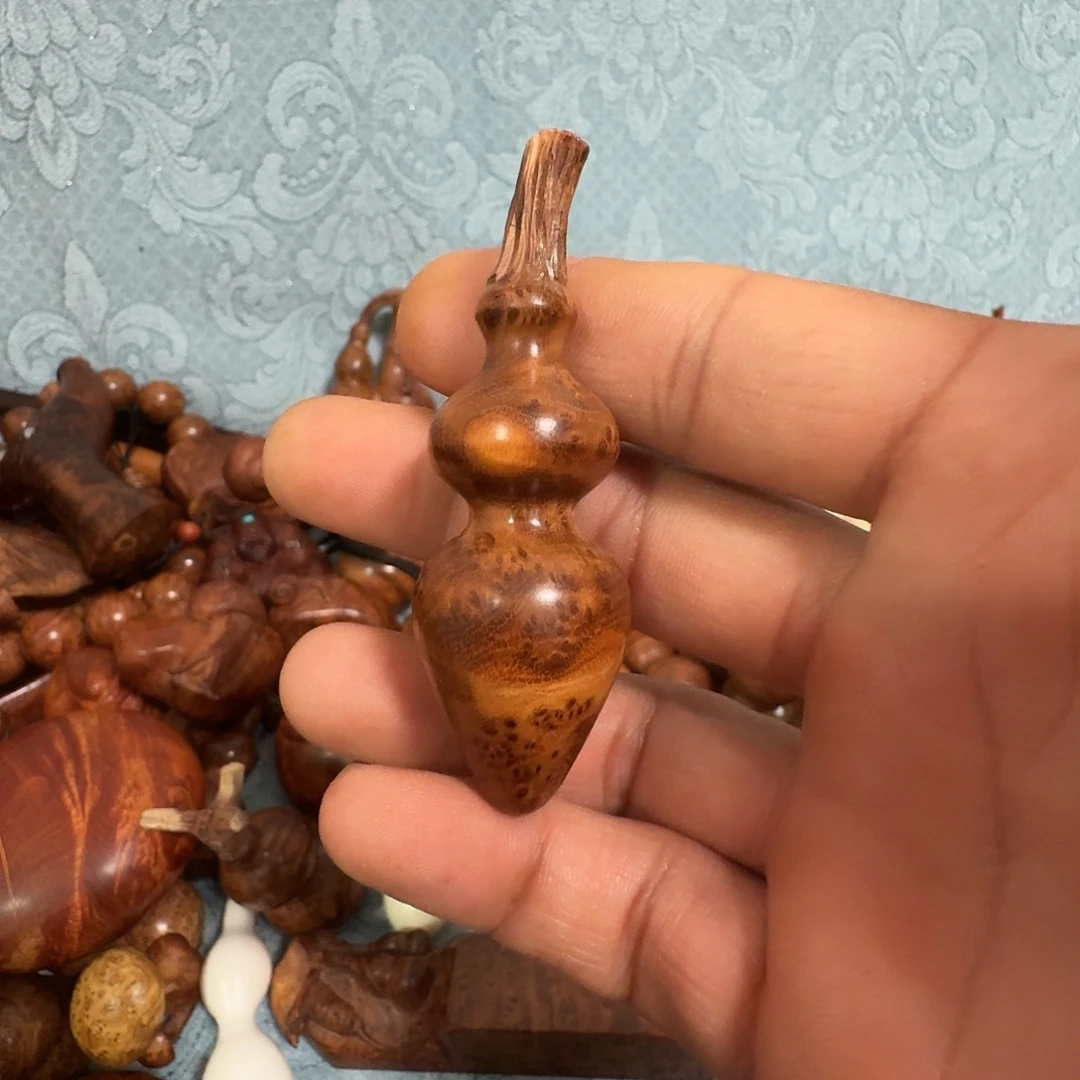 Y***y木麻梨疙瘩手工雕刻葫芦