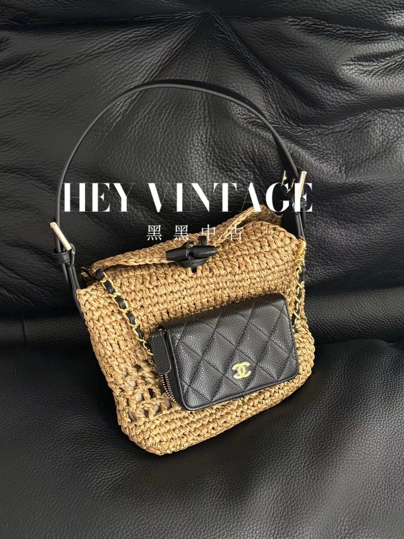 95新 Chanel/香奈儿 黑金鱼子酱子拉链卡包  11725133