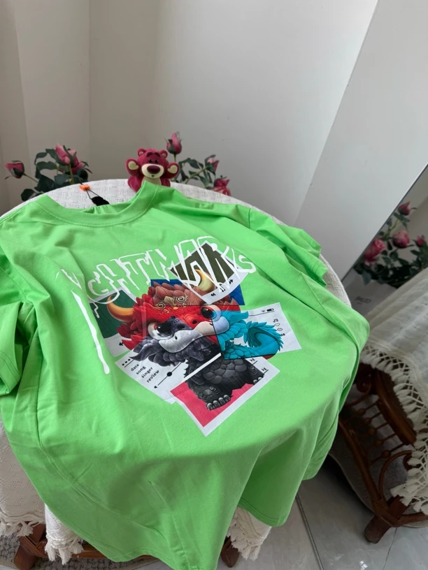 夏季绿色短袖T恤